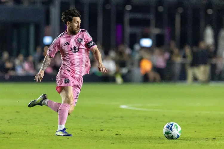 Messi anota y el Inter Miami avanza en la Concachampions