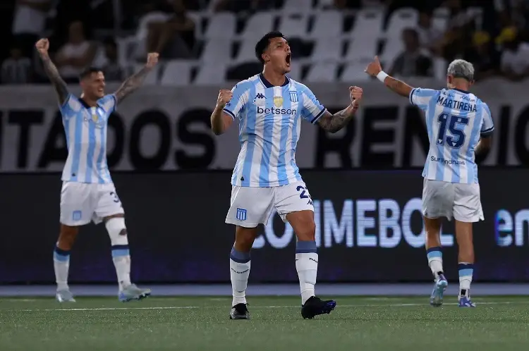 Con un ex DT de la Liga MX, Racing se proclama campeón de la Recopa Sudamericana