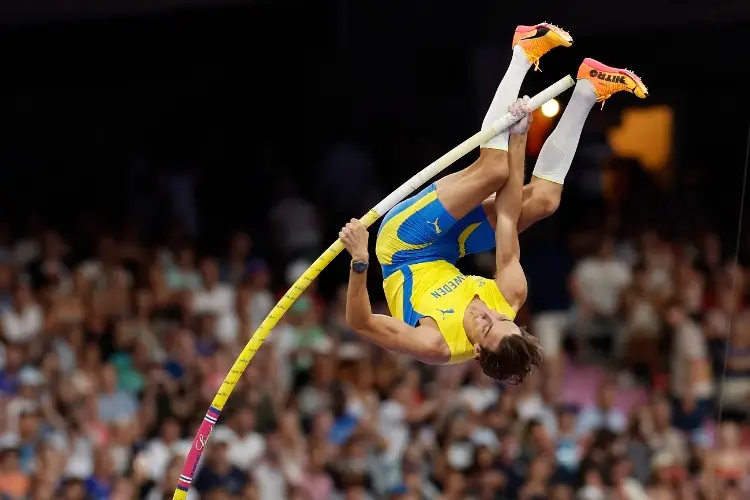 ¡Histórico! Duplantis impone nuevo récord mundial en salto con pértiga