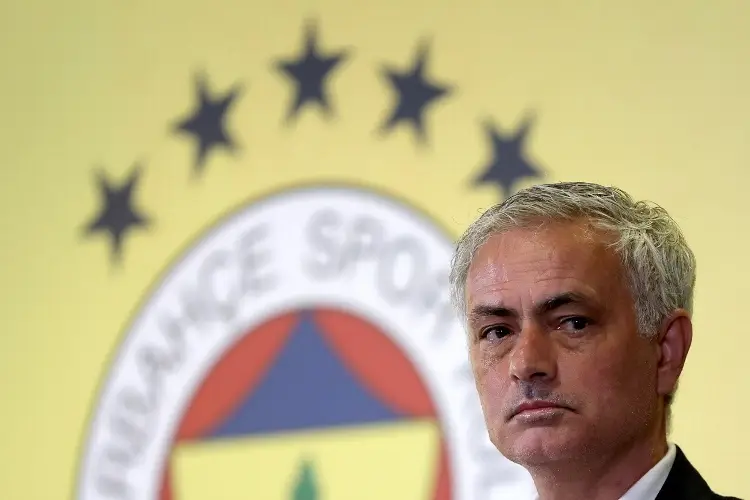 ¡Se salió de control! Galatasaray denunciará a la Federación de Turquía por José Mourinho