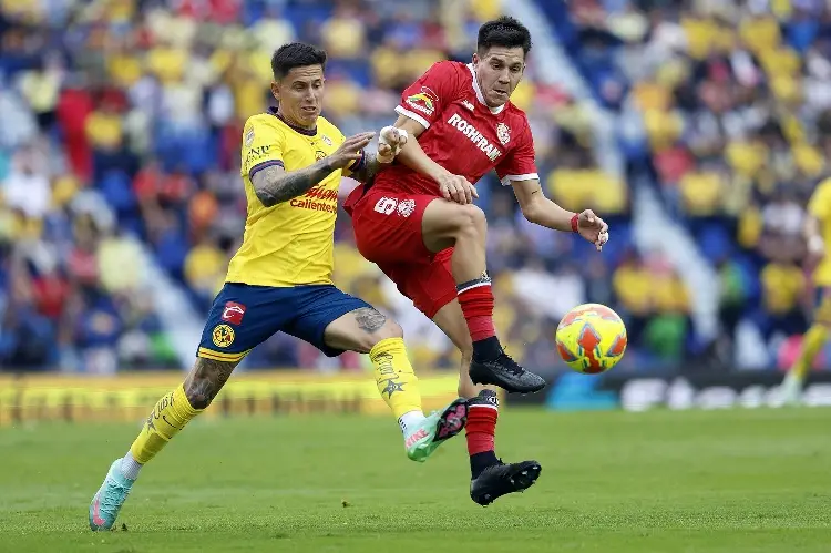 ¡Toluca juega con alineación indebida ante América! 