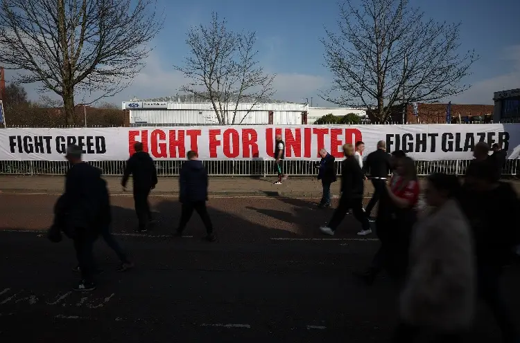 Se acabó la paciencia con los aficionados del Manchester United