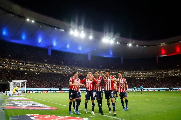 El Estadio de las Chivas es vetado por la Comisión Disciplinaria 