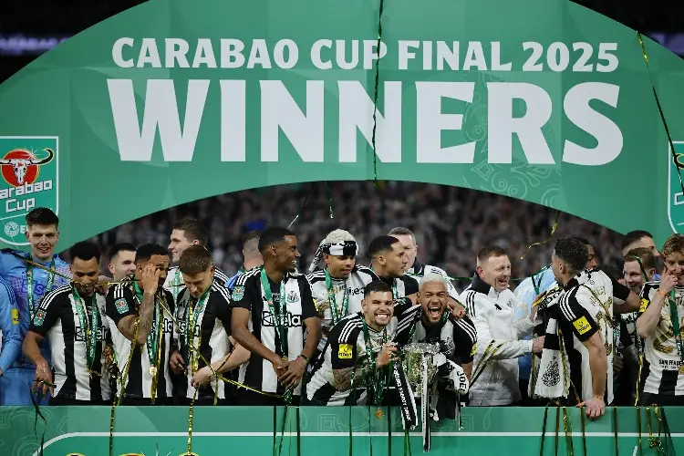 Newcastle vuelve a ser campeón, más de 50 años después de su último título