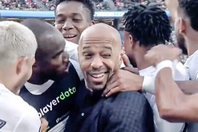 Thierry Henry aparece en la celebración de Panamá ¿Qué hacía ahí?