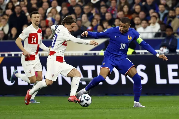 En penales, Francia se deshace de Croacia en la Nations League 