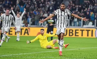 Juventus se olvida de problemas y califica a semifinales de la Copa