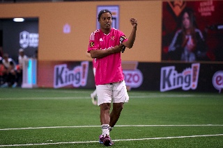 Ronaldinho cobra una 'miseria' en la Kings League