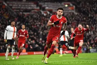 Liverpool vuelve a ganar y respira tranquilo en la cima