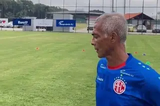 Imagen Romario entrena con club profesional a sus 58 años (VIDEO)