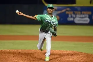 El Águila de Veracruz anuncia la llegada de un nuevo lanzador