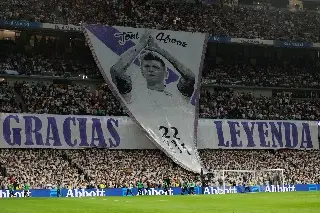 El Bernabéu se rinde ante Toni Kroos (VIDEO)