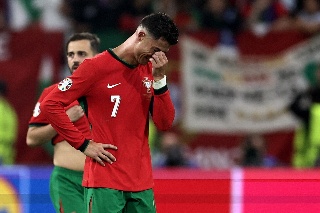 Cristiano Ronaldo rompe en llanto en pleno juego tras fallar penal (VIDEO)