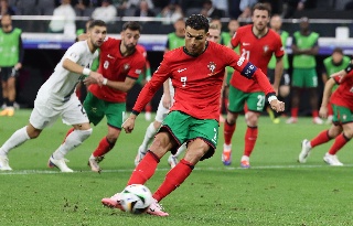 ¡Portugal en penales acaba con Eslovenia y va a cuartos de final!