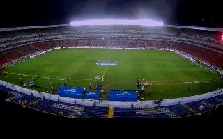 Imagen ¿Ya no les gusta el fútbol? La Corregidora vacía para el Querétaro vs Necaxa 