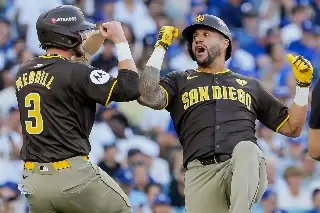 Imagen MLB: Los Padres se ponen bravos y apalean a los Dodgers en la Serie Divisional