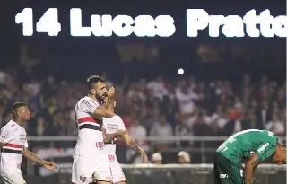 Imagen La carta que los Tiburones Rojos mandaron a Lucas Pratto, estrella del Sao Paulo de Brasil