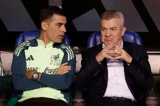 Imagen Rafa Márquez deja por un momento a la Selección y regresa a Barcelona