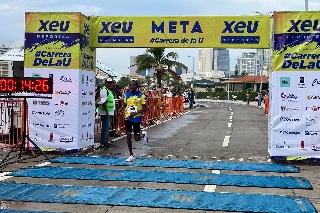 ¡Robert Gaitho Gititu se lleva la Carrera de la U!