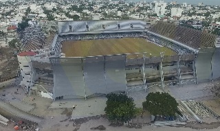 Al estadio le falta, dice Gobernadora Rocío Nahle y da nueva fecha para terminarlo