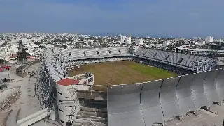 Imagen Así se ve el Pirata Fuente de Veracruz en Navidad (VIDEO)