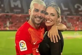 Imagen Esposa de futbolista denuncia manoseo de varios hombres