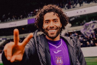 ‘Chino’ Huerta se luce con asistencia en victoria del Anderlecht 