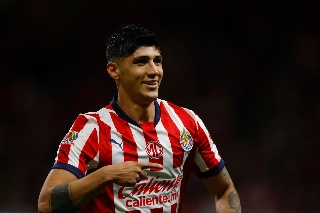 Alan Pulido se estrena con gol en su regreso y Chivas le pega a Xolos