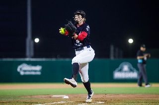 Sultanes le vuelve a ganar a El Águila en el 'Beto' Ávila