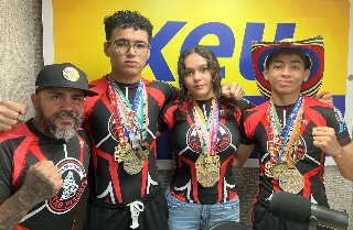 Veracruzanos regresan con medallas tras el Open Continental de Artes Marciales Mixtas 