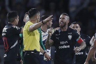 Investigan arbitraje del Pumas vs Rayados tras queja (VIDEO)