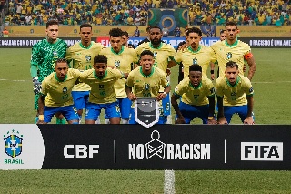 ¡Increíble! Brasil volvería a jugar de rojo después de 100 años (FOTO)