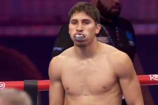 Marco Verde debuta como boxeador profesional y gana en ¡44 segundos! (VIDEO)