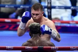 Imagen 'Canelo' con pocas emociones, se impone a William Scull