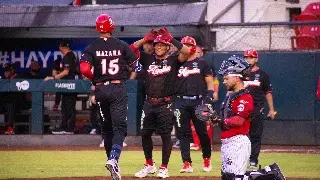 Imagen El Águila de Veracruz gana la serie ante los Piratas de Campeche 