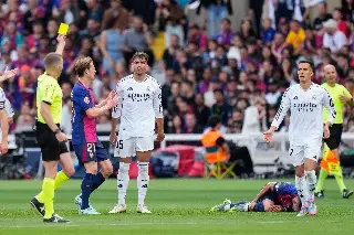 Imagen Ancelotti exhibe a los defensas tras perder con Barcelona