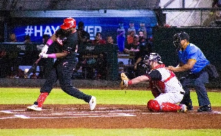 Piratas de Campeche le empata la serie a El Águila