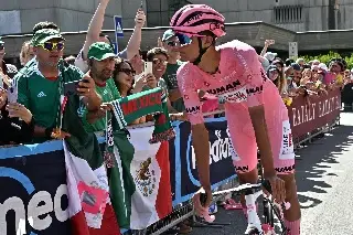 Imagen ¡Se le escapa el Giro de Italia al mexicano Isaac del Toro!