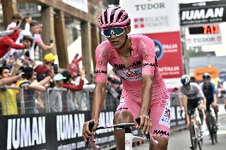 La dura crítica de Richard Carapaz a Isaac del Toro por perder la maglia rosa (VIDEO)