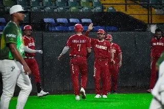 Imagen El Águila de Veracruz triunfa ante los Pericos de Puebla y amarra la serie 