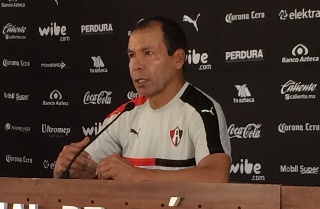 'Profe' Cruz regresa a dirigir tras una larga ausencia