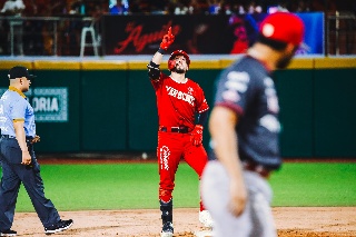 El Águila vence a Diablos Rojos con blanqueada incluida
