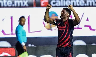 Imagen ¡Se alocó! 'Loco' Abreu quiere hacer campeón a los Xolos con un estilo italiano 