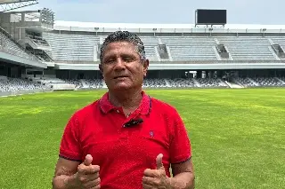 Imagen Ex Tiburón Pascual Ramírez resalta la importancia de que vuelva el fútbol a Veracruz