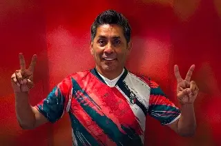 Imagen ¡Insólito! Jorge Campos sale del retiro y jugará en Europa a sus 58 años