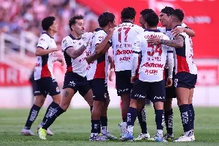 Imagen Chivas vence a Necaxa de Fernando Gago