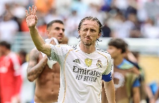 Luka Modric y Lucas Vázquez se despiden del Real Madrid tras la eliminación en el Mundial de Clubes
