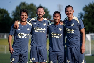 Ex jugador del América sorprende al reaparecer con el rostro cambiado (VIDEO)