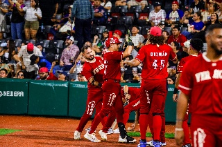 El Águila sufre para ganar y evitar barrida de Pericos