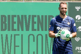 Ex portero de Toluca feliz por fichar con el Real Betis, tras su paso por Liga MX